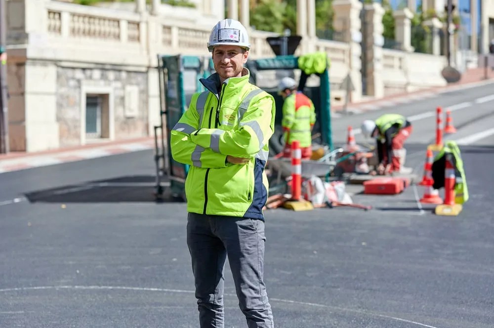 Équipe R.ENERGY sur un chantier décarboné